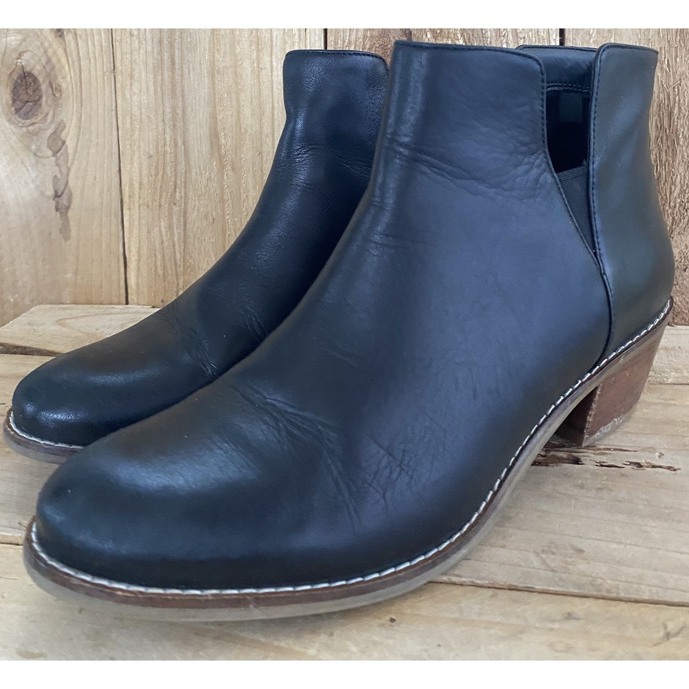 Cole Haan Black Chelsea Boots 9B Womens Preppy City